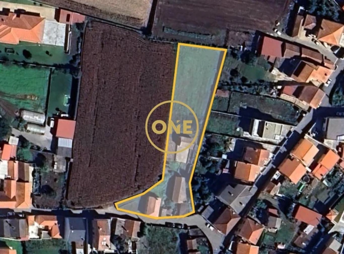 Moradia T3 para Venda em Laundos Foto 37