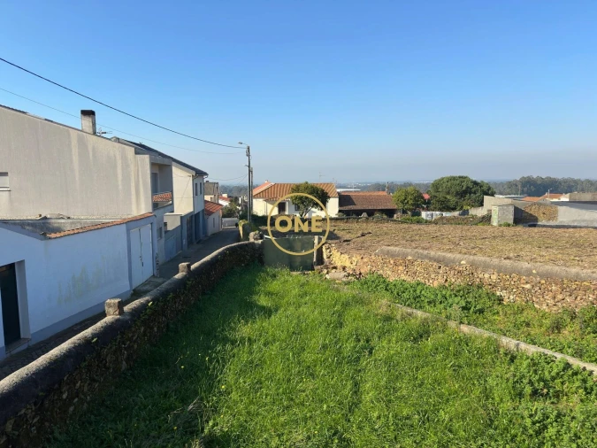 Moradia T3 para Venda em Laundos Foto 13