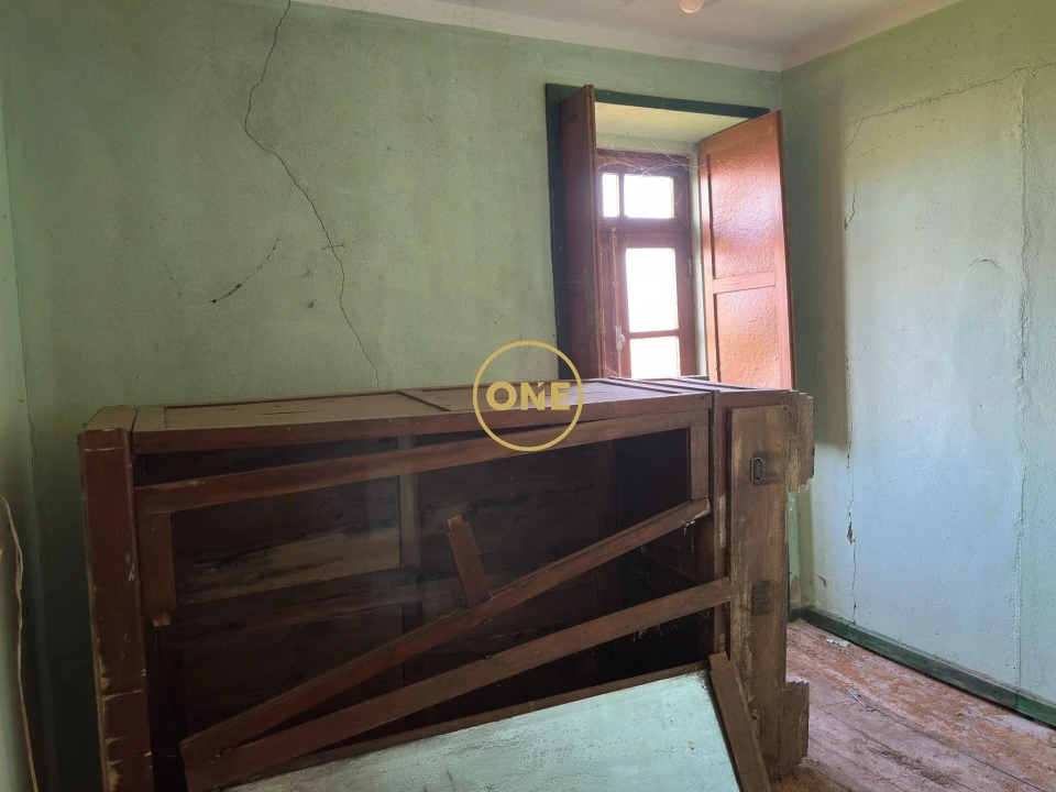 Moradia T3 para Venda em Laundos Foto 8