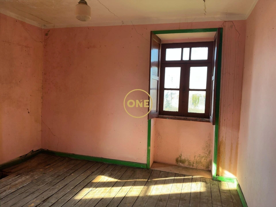 Moradia T3 para Venda em Laundos Foto 9