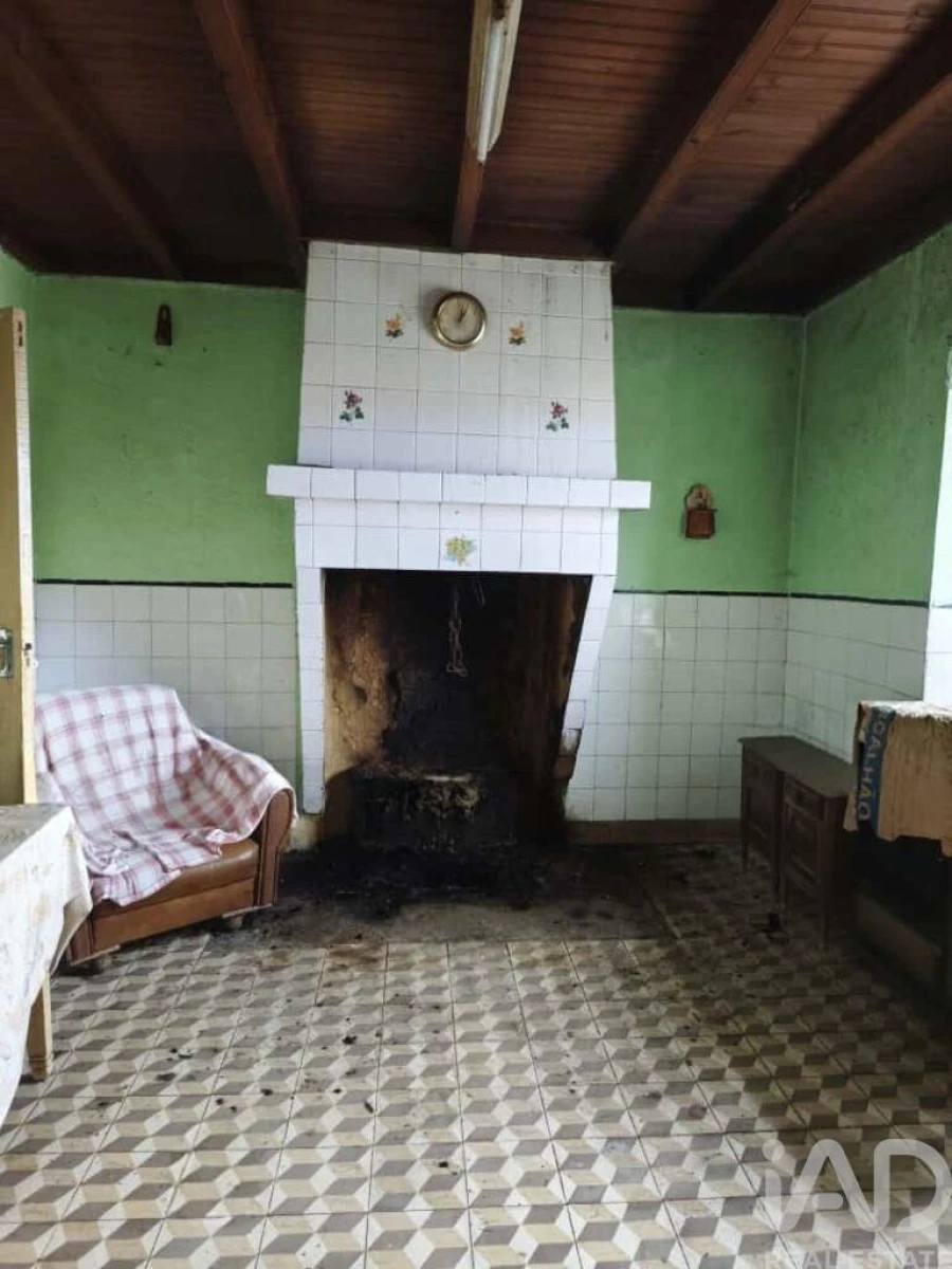 Moradia T2 para Venda em Aldeia Velha Foto 17