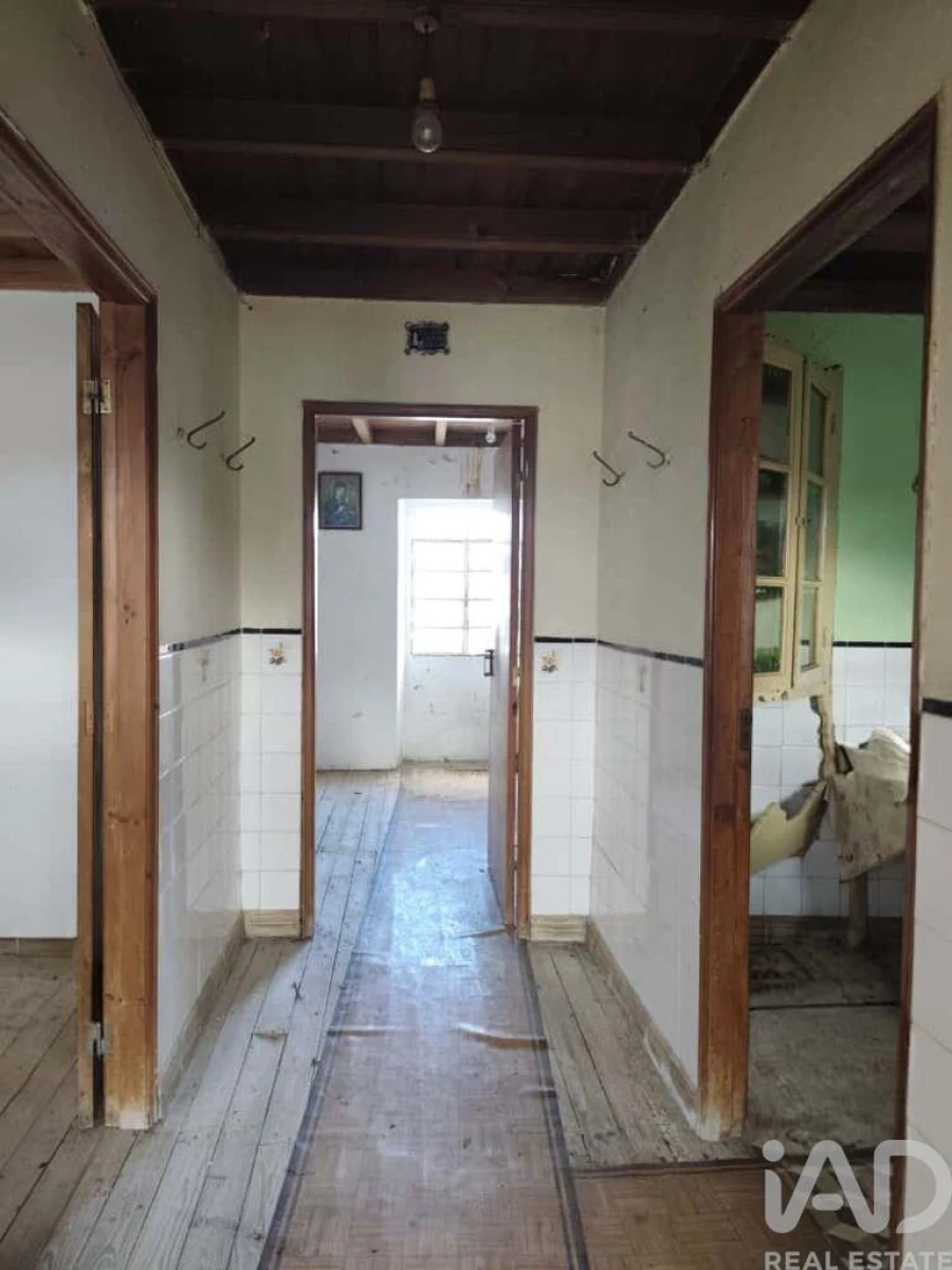 Moradia T2 para Venda em Aldeia Velha Foto 15