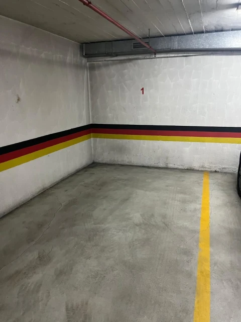 Apartamento T4 para Venda em Campolide