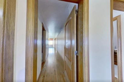 Apartamento T4 para Venda em Campolide