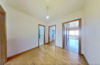Apartamento T4 para Venda em Campolide