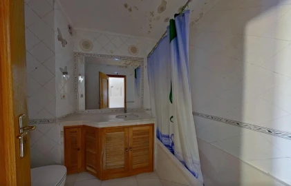 Apartamento T4 para Venda em Campolide