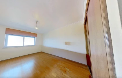 Apartamento T4 para Venda em Campolide