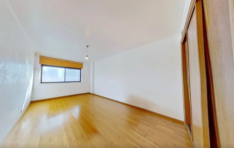 Apartamento T4 para Venda em Campolide Foto 15