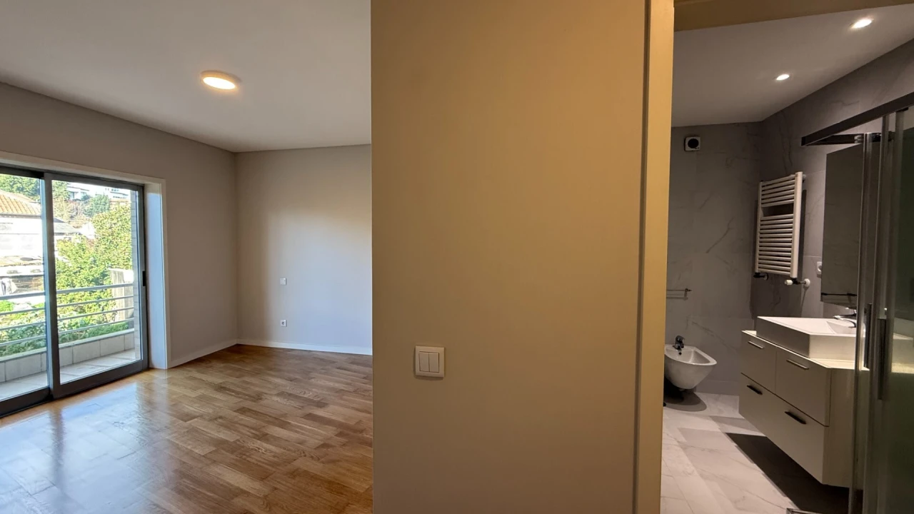 Apartamento T3 para Venda em Creixomil Foto 21