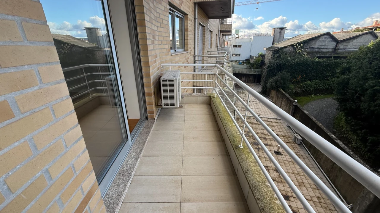 Apartamento T3 para Venda em Creixomil Foto 27