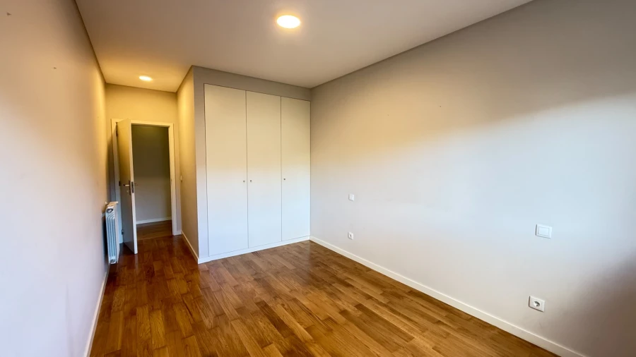 Apartamento T3 para Venda em Creixomil Foto 19