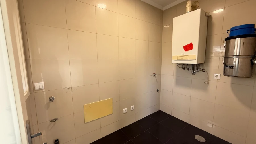 Apartamento T3 para Venda em Creixomil Foto 14