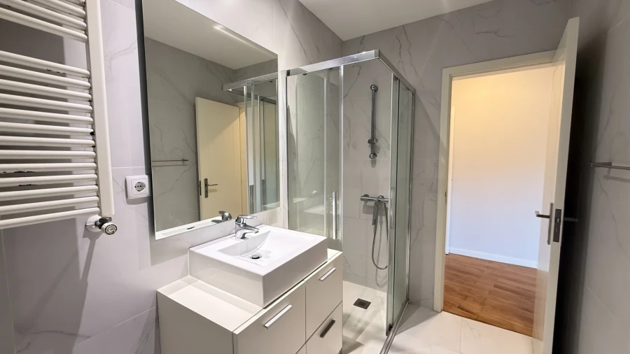 Apartamento T3 para Venda em Creixomil Foto 31