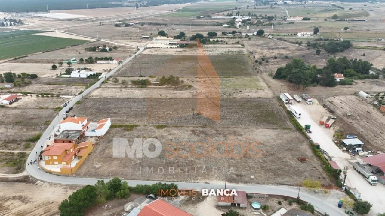 Terreno para Venda em Alpiarça Foto 4