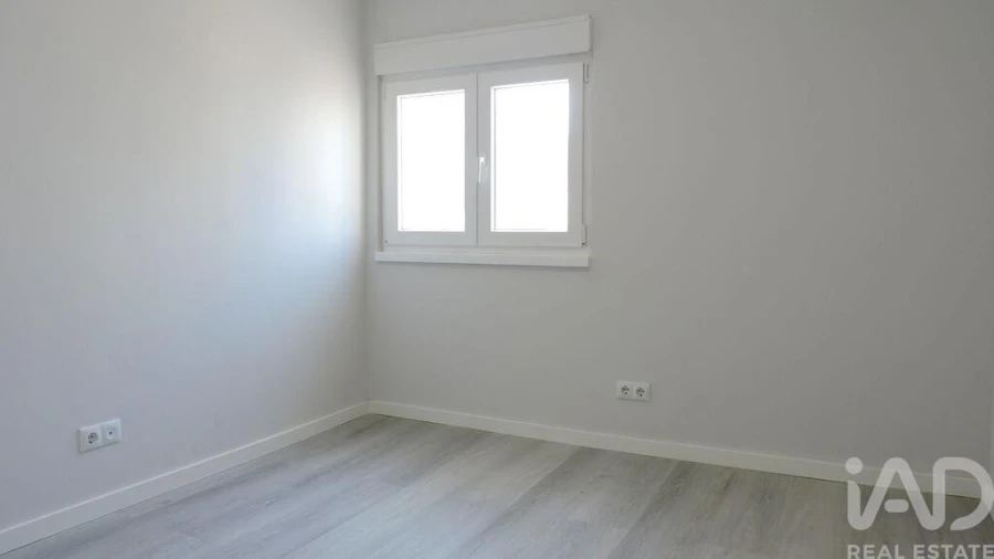 Apartamento T3 para Venda em Laranjeiro e Feijó Foto 20