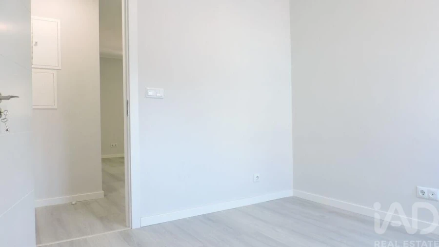 Apartamento T3 para Venda em Laranjeiro e Feijó Foto 23
