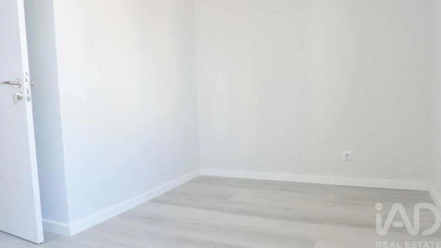 Apartamento T3 para Venda em Laranjeiro e Feijó Foto 15
