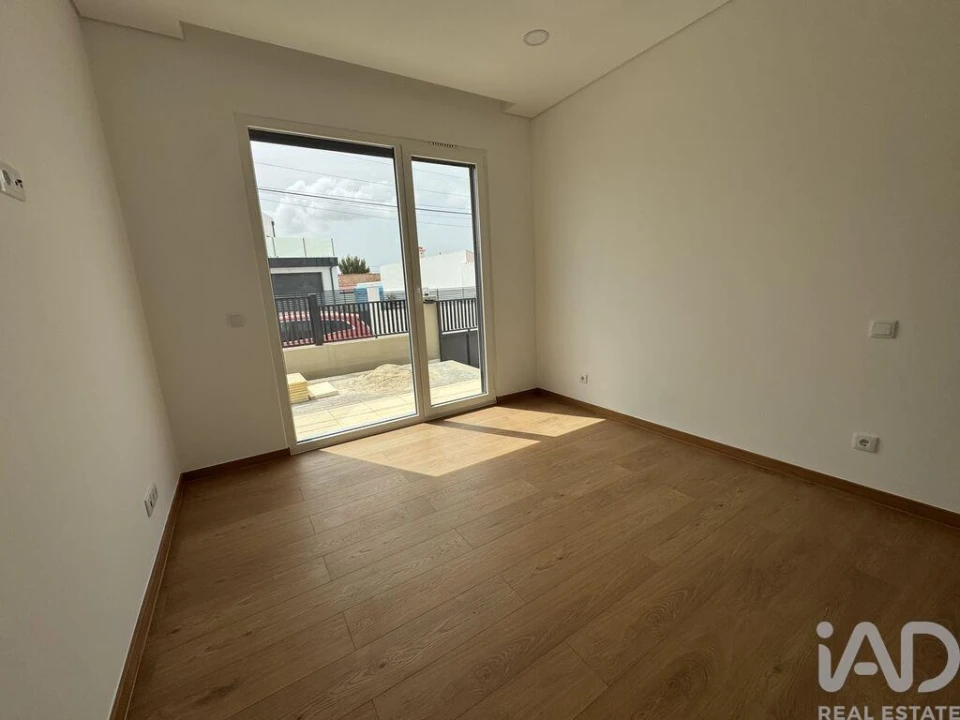 Moradia T4 para Venda em Azeitão (São Lourenço e São Simão) Foto 20