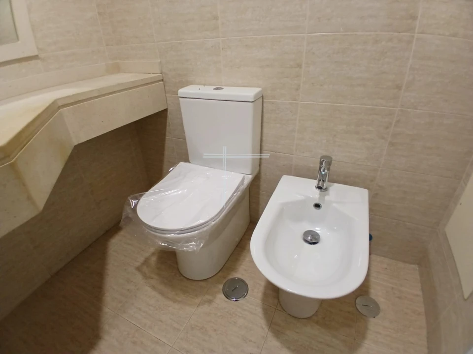 Apartamento T1 para Venda em Caparica e Trafaria Foto 8