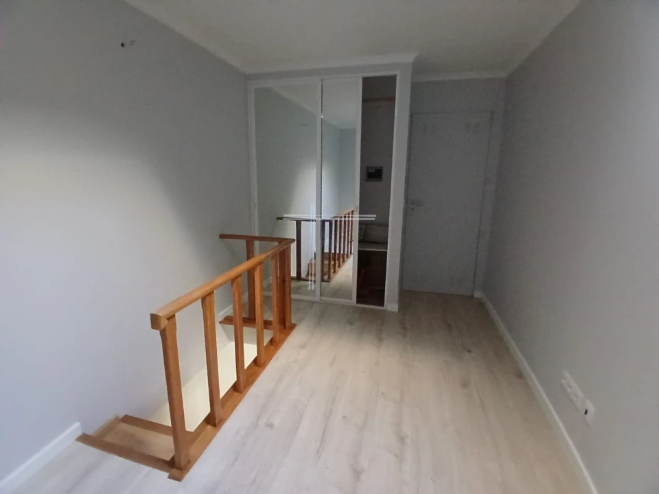 Apartamento T1 para Venda em Caparica e Trafaria Foto 15