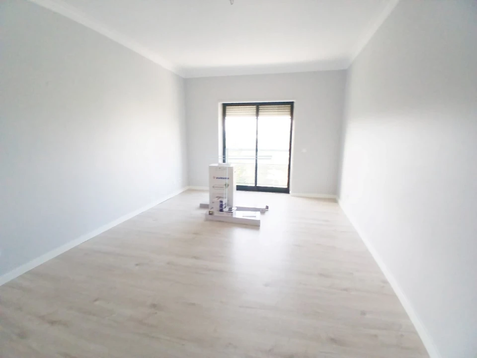 Apartamento T1 para Venda em Caparica e Trafaria Foto 6