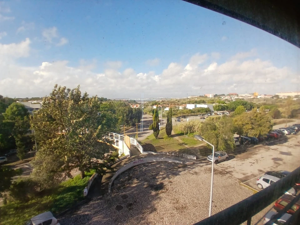 Apartamento T1 para Venda em Caparica e Trafaria Foto 19