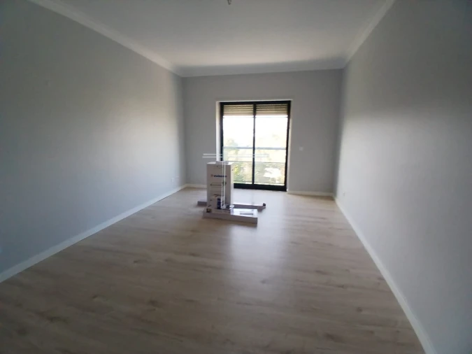 Apartamento T1 para Venda em Caparica e Trafaria Foto 6
