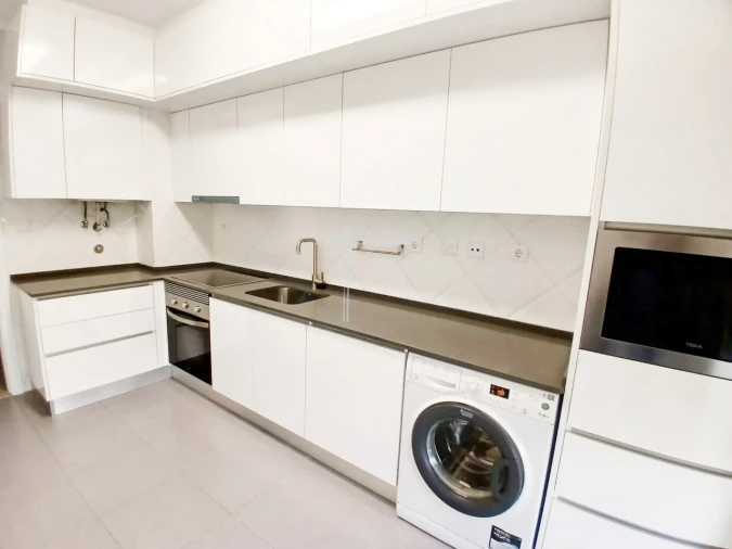 Apartamento T1 para Venda em Caparica e Trafaria Foto 1