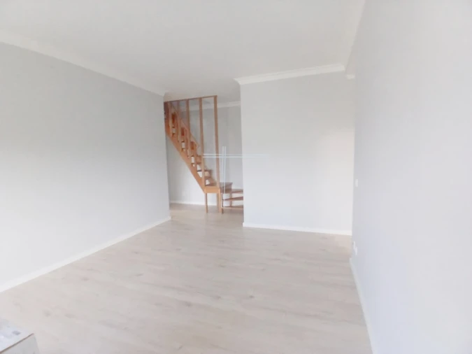 Apartamento T1 para Venda em Caparica e Trafaria Foto 13