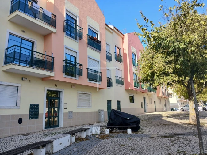 Apartamento T1 para Venda em Caparica e Trafaria Foto 18
