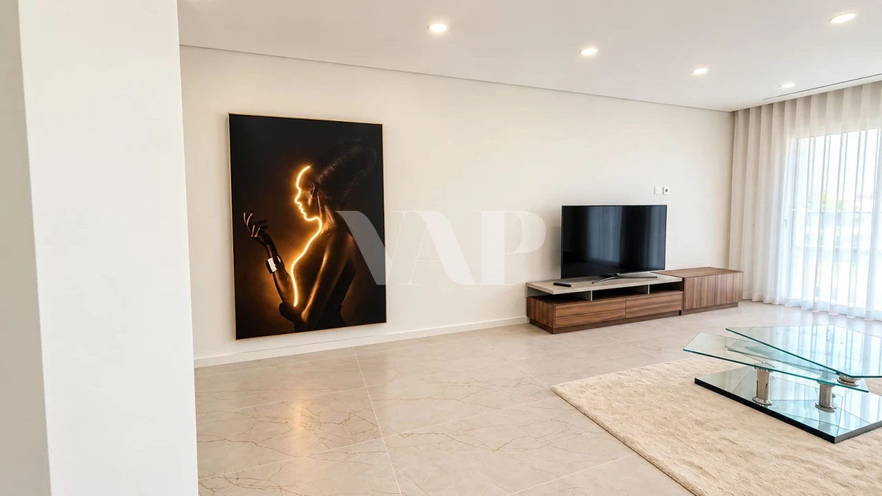 Apartamento T2 para Venda em Quarteira Foto 8