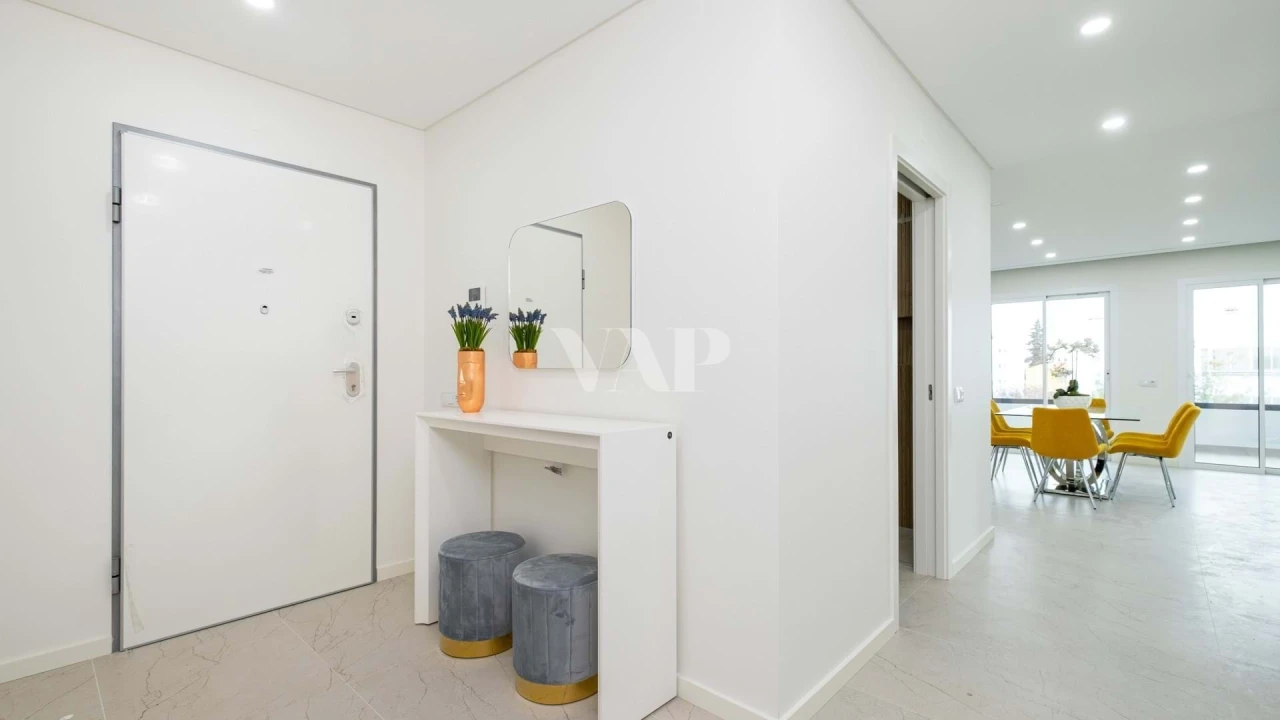 Apartamento T2 para Venda em Quarteira Foto 5
