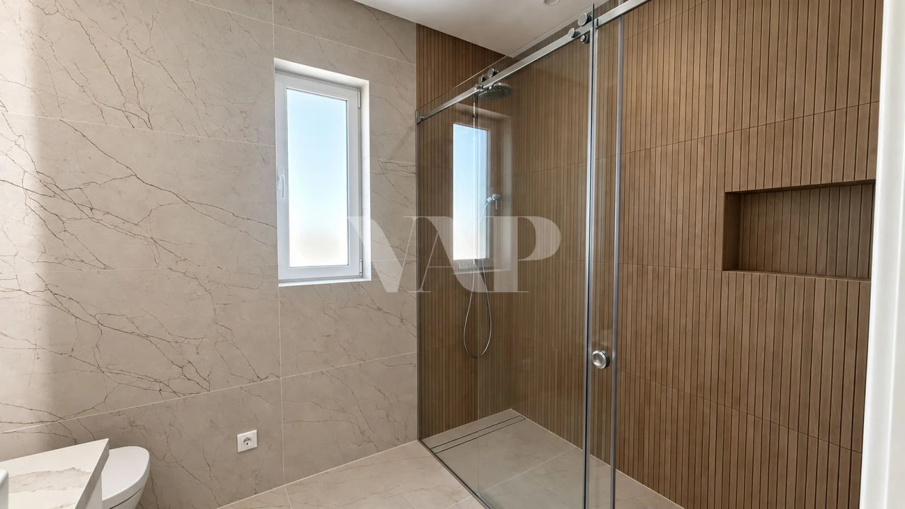 Apartamento T2 para Venda em Quarteira Foto 16