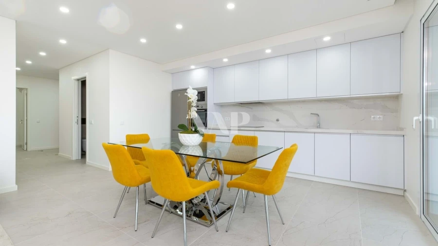 Apartamento T2 para Venda em Quarteira Foto 10