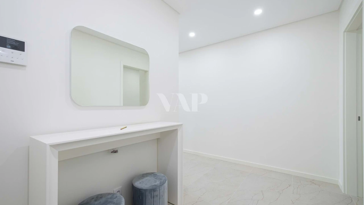 Apartamento T2 para Venda em Quarteira Foto 12