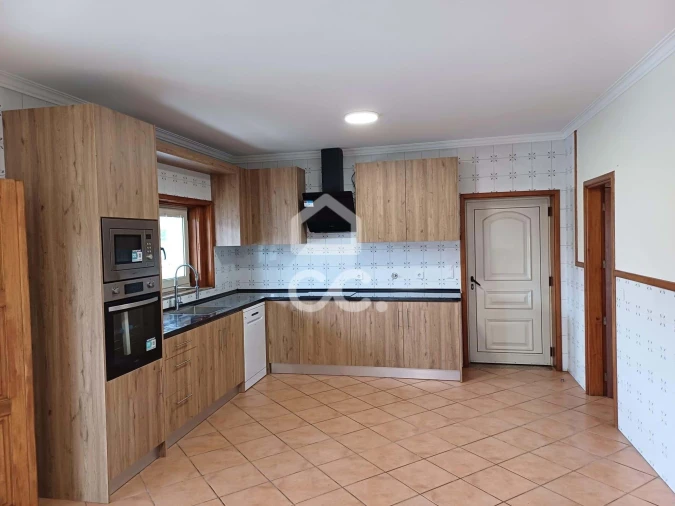 Moradia T3 para Venda em Nine Foto 12