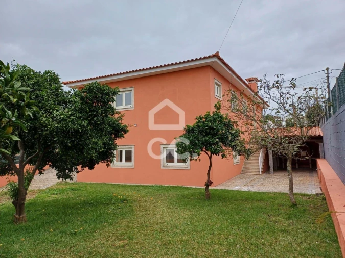 Moradia T3 para Venda em Nine Foto 1