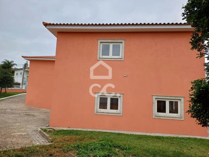 Moradia T3 para Venda em Nine Foto 16