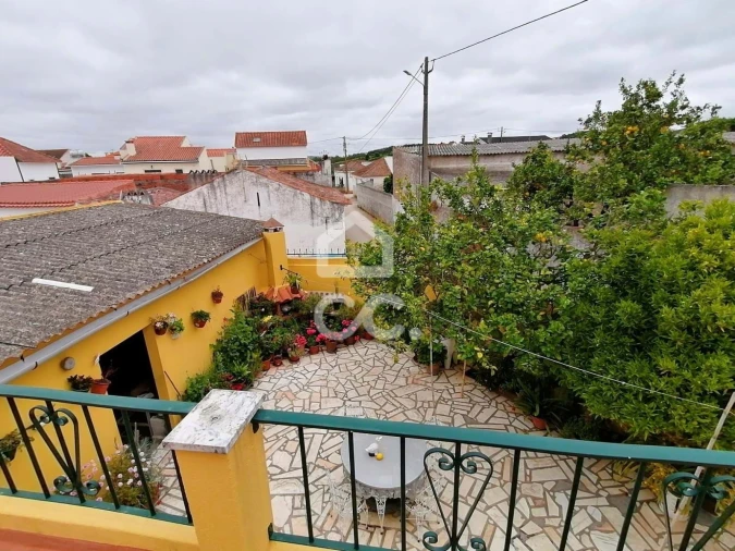 Moradia T3 para Venda em Bombarral e Vale Covo Foto 9