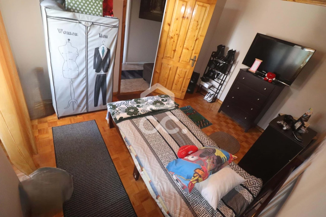 Moradia T3 para Venda em Algarvia Foto 12