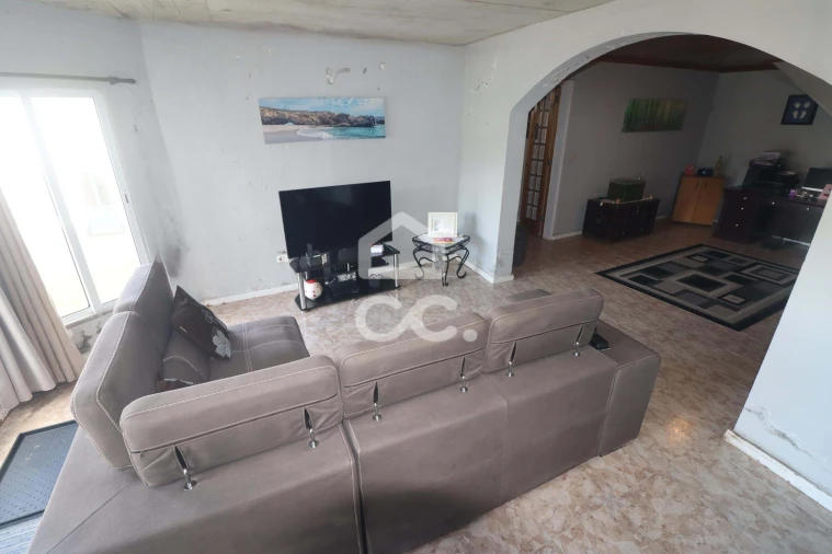 Moradia T3 para Venda em Algarvia Foto 6