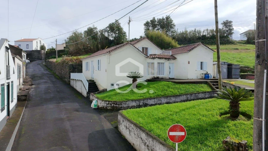 Moradia T3 para Venda em Algarvia Foto 19