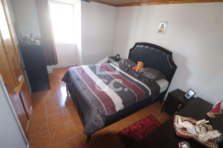 Moradia T3 para Venda em Algarvia Foto 13