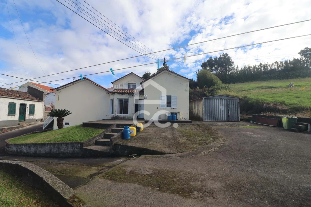 Moradia T3 para Venda em Algarvia Foto 17