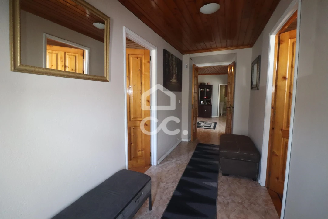 Moradia T3 para Venda em Algarvia Foto 10