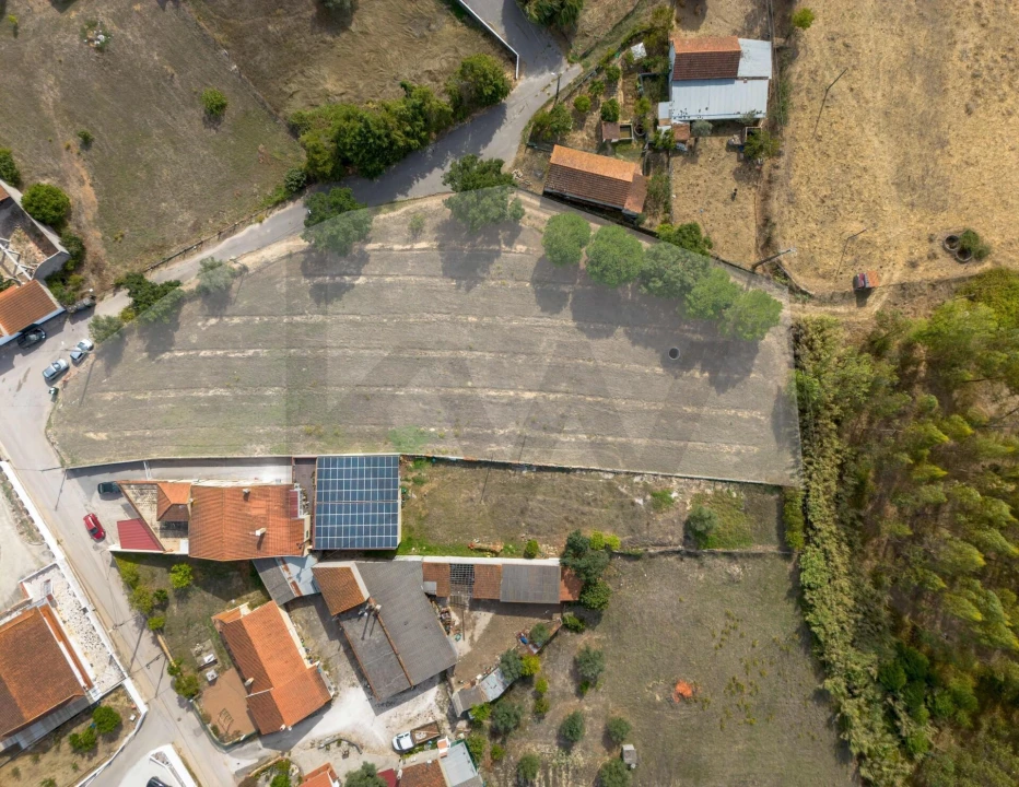 Terreno para Venda em Azoia de Cima e Tremês Foto 3