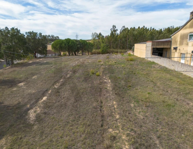 Terreno para Venda em Azoia de Cima e Tremês Foto 6