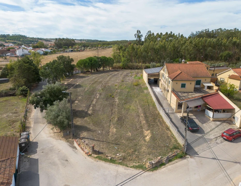 Terreno para Venda em Azoia de Cima e Tremês Foto 13