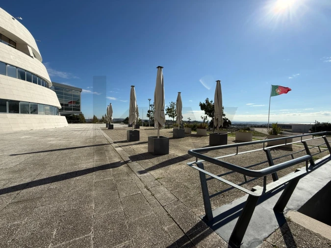 Escritório para Arrendamento em Porto Salvo