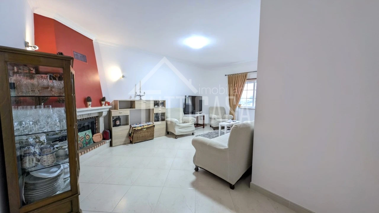 Apartamento T2 para Venda em Milharado Foto 6